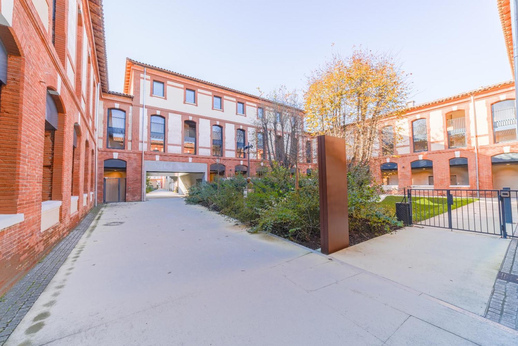 Montempo + Cite Internationale Apartahotel Toulouse